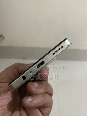 রিয়েলমি সি৭১ ১২৮ জিবি হোয়াইট
