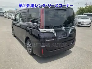 New Toyota Esquire 2.0 AWD (7 seater) 2021 Black