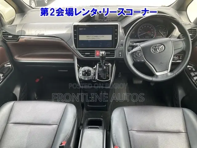 New Toyota Esquire 2.0 AWD (7 seater) 2021 Black