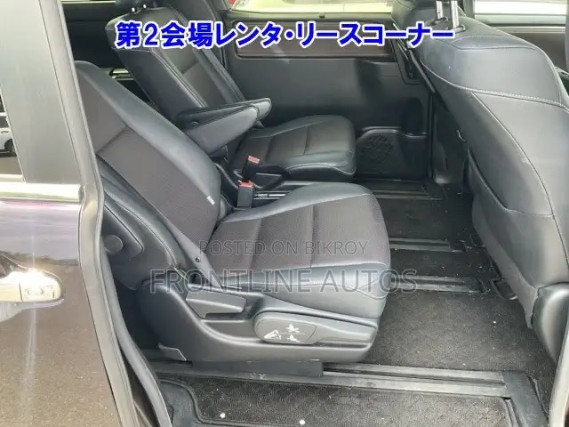 New Toyota Esquire 2.0 AWD (7 seater) 2021 Black