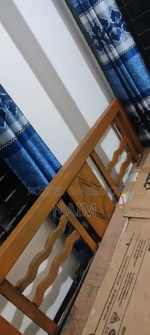 Used Bed 5/7