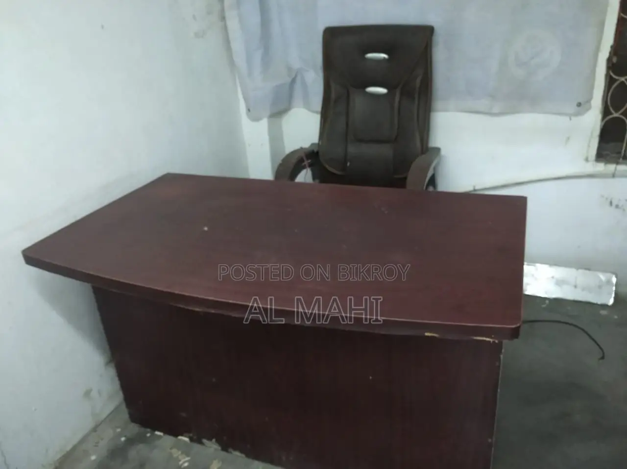 Office Chairs and Tables