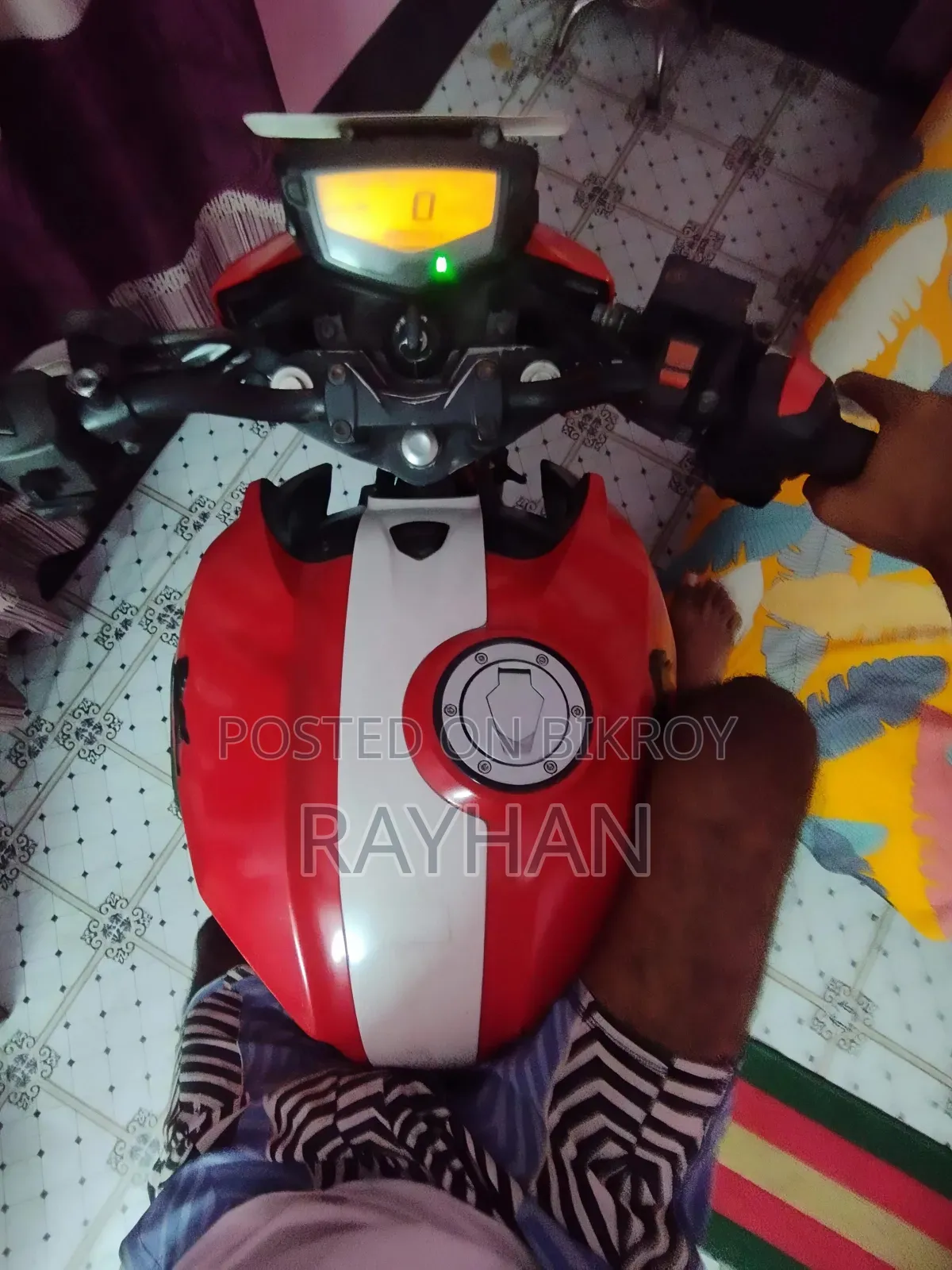 TVS Apache 160 4V 2020 Red