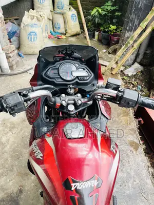 Bajaj Discover 150F 2017 Red