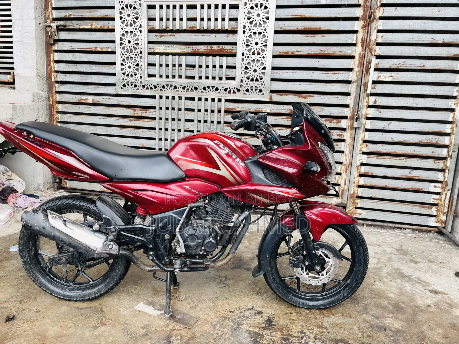 Bajaj Discover 150F 2017 Red