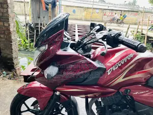 Bajaj Discover 150F 2017 Red