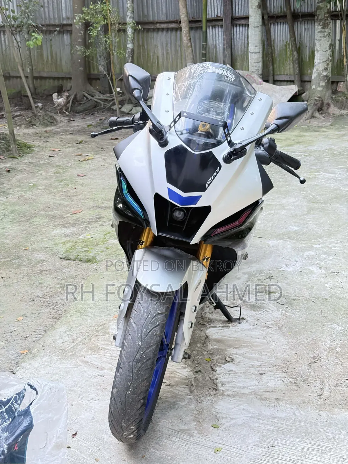 Yamaha 2022 White