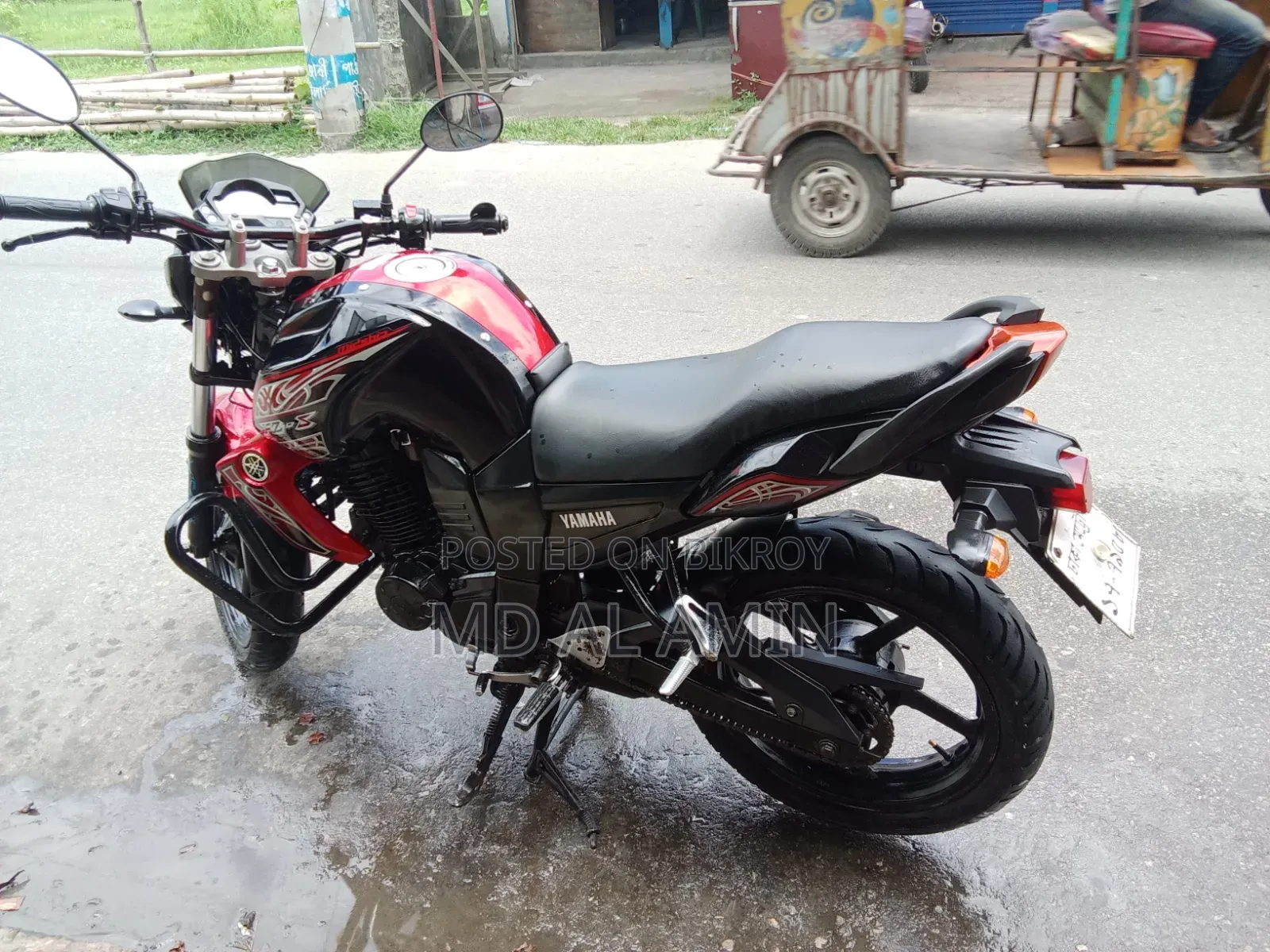 ইয়ামাহা এফজেড ২০১৬ কালো