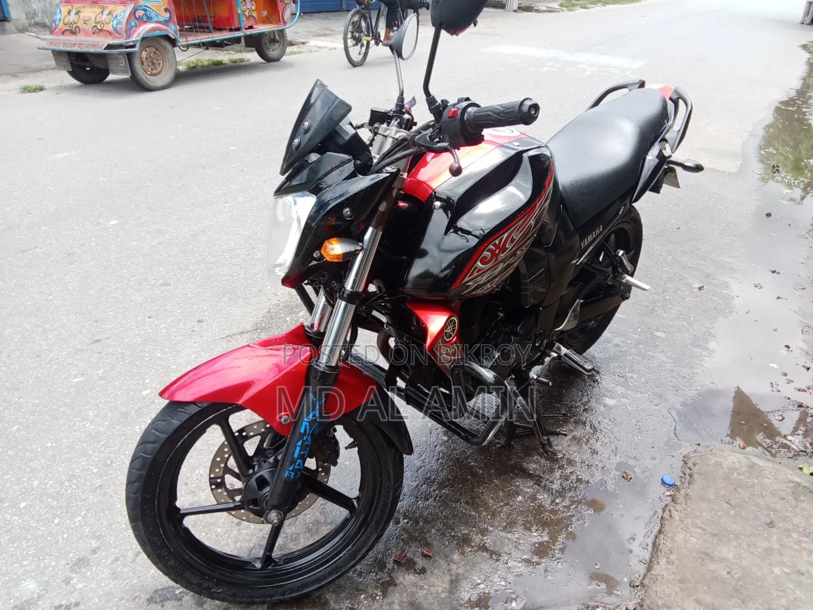 ইয়ামাহা এফজেড ২০১৬ কালো
