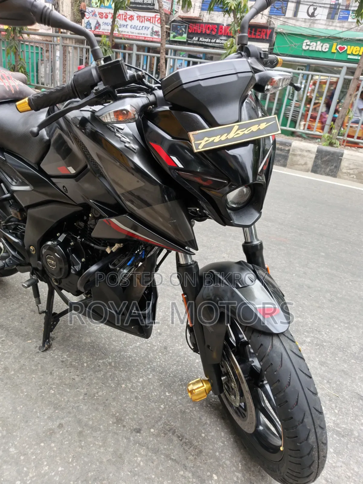 বাজাজ পালসার এনএস ১৬০ ২০২৩ কালো