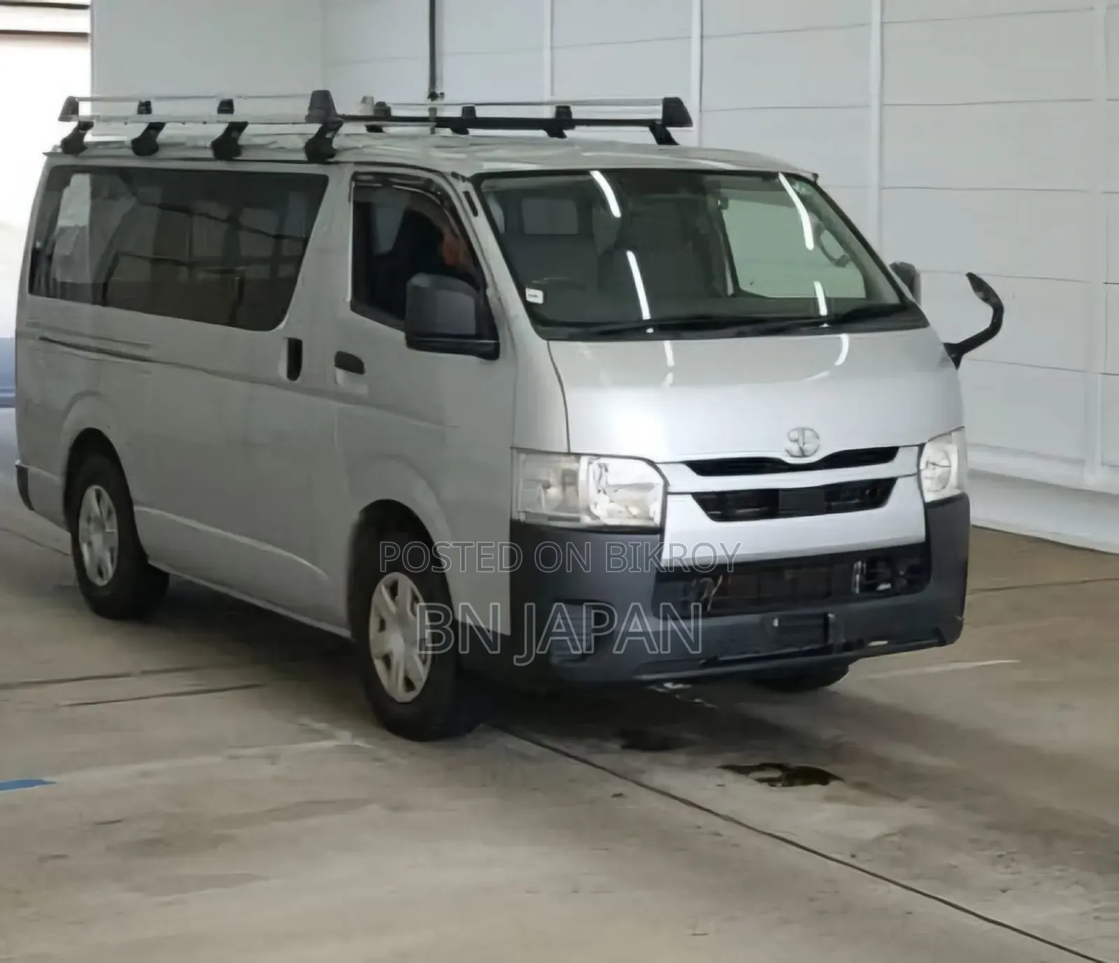 Toyota HiAce 2020 Silver