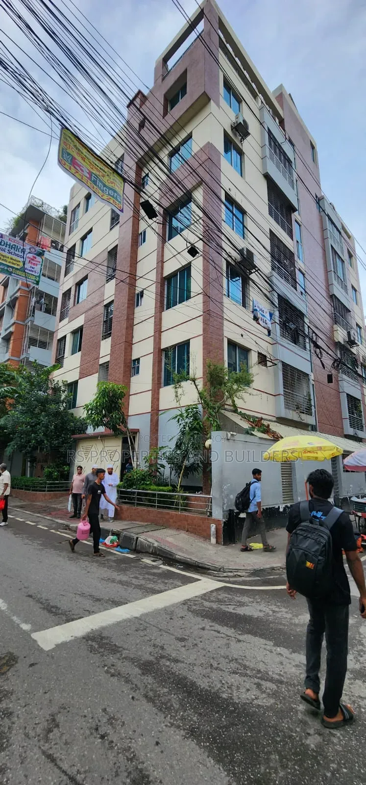 Furnished 3-bedroom Apartment in Uttara for sale