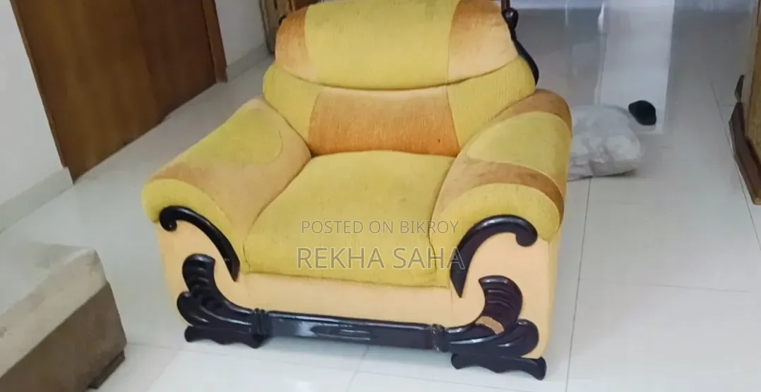 Comfortable Wooden Cushion Sofa Set
