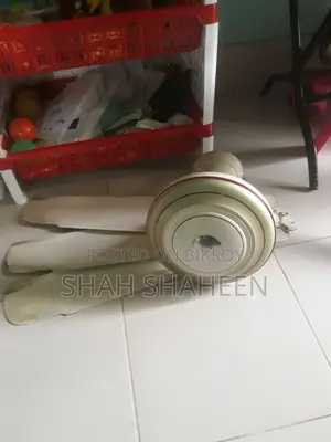 কাশ্মীর সিলিং ফ্যান ২ বছর ব্যবহৃত