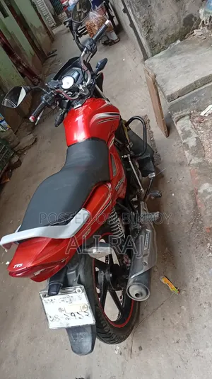 TVS Metro Plus 2017 Red