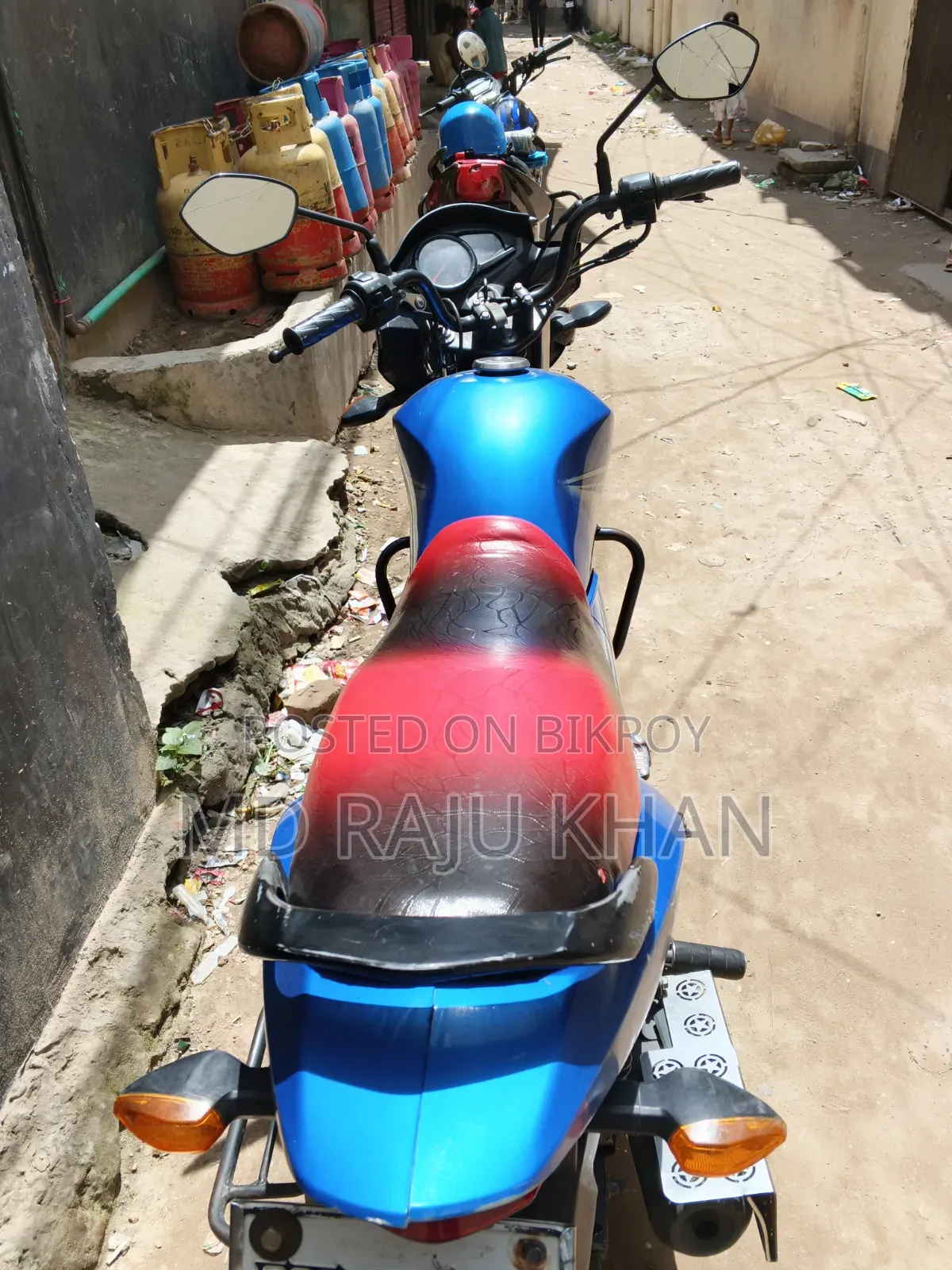 সুজুকি ২০২৩ নীল