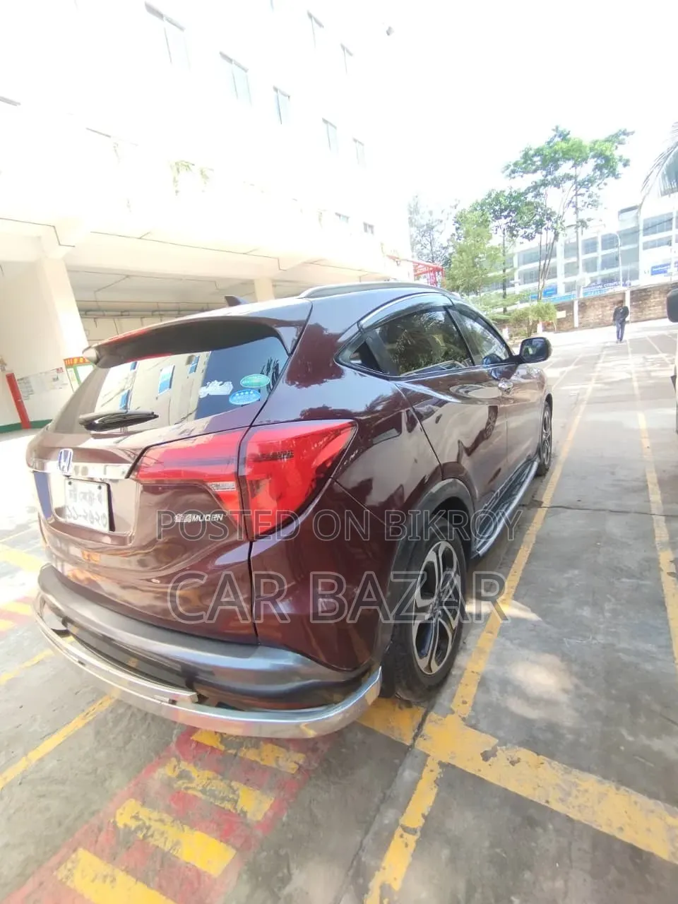 Honda Vezel 1.5 2WD 2014 Maroon
