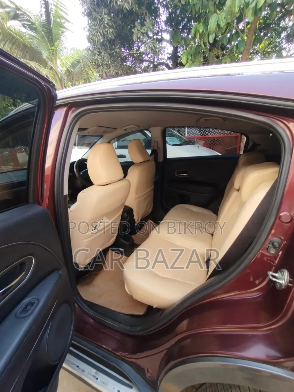 Honda Vezel 1.5 2WD 2014 Maroon