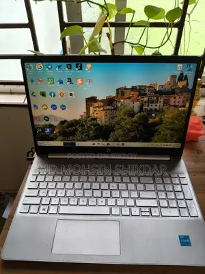 Laptop HP 15s 8GB Intel Core i3 SSD 256GB
