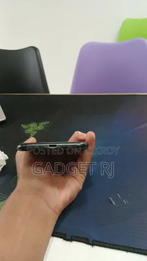 Apple iPhone XR 64 GB Black