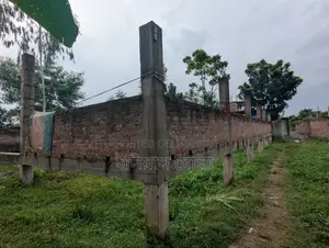 Land for sale near Ati Bazar, with house.