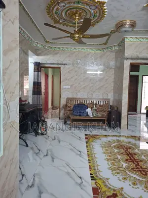 দক্ষিণ বনশ্রীতে ভাড়ার জন্য আসবাবপত্রসহ ৪ বেডরুমের অ্যাপার্টমেন্ট