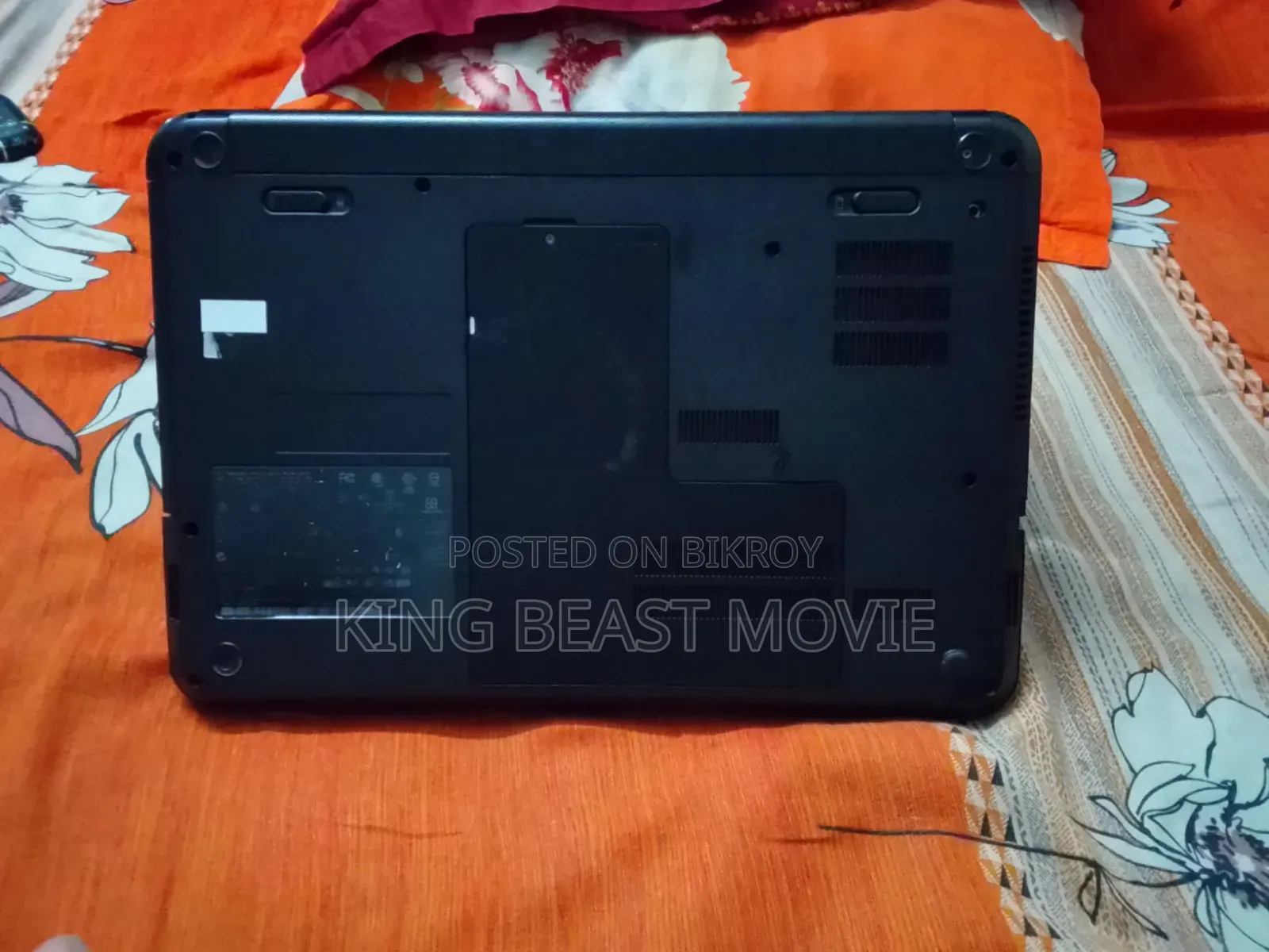 Laptop HP 14-dq1088wm 6GB Intel Pentium SSHD (Hybrid) 512GB
