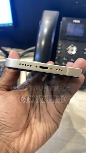 Apple iPhone 13 128 GB White