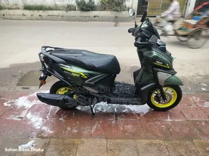 Yamaha 2025 Green