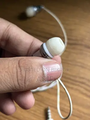 Wire Headphone