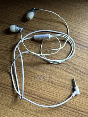 Wire Headphone