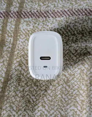 Spigen 20w Gan Charger
