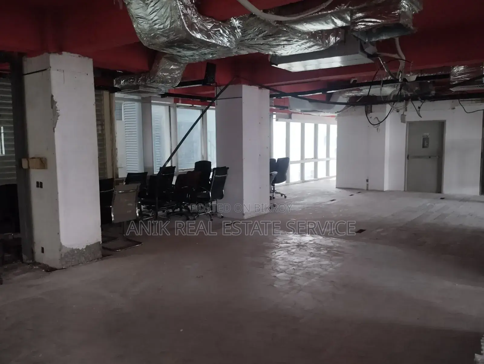 গুলশান এভিনিউতে বাণিজ্যিক ৫৮০০ বর্গফুট অফিস স্পেস ভাড়া