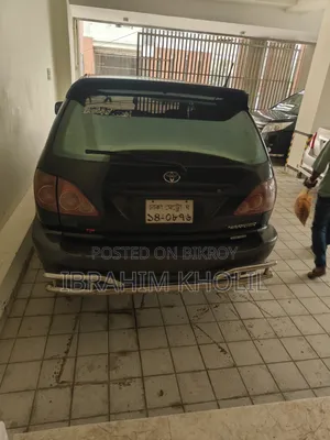 টয়োটা হ্যারিয়ার ১৯৯৯ কালো