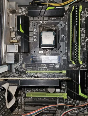 Desktop Computer 8GB HDD+SSD 16 GB