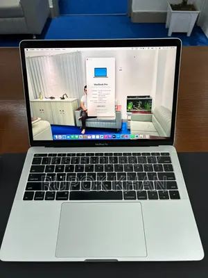 Laptop Apple MacBook Pro 2017 8GB Intel Core i5 SSD 256GB