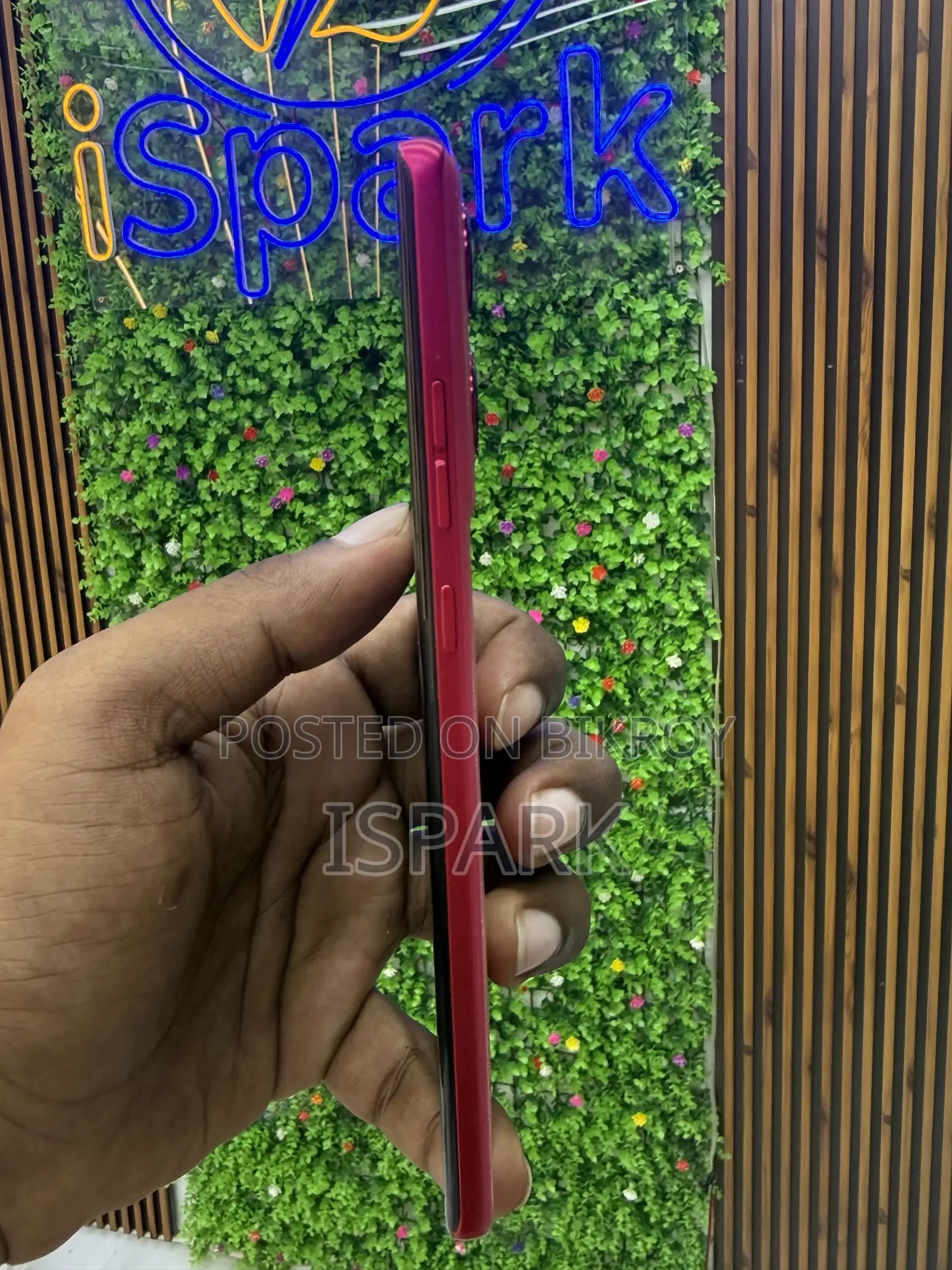 Motorola Moto G85 128 GB Red