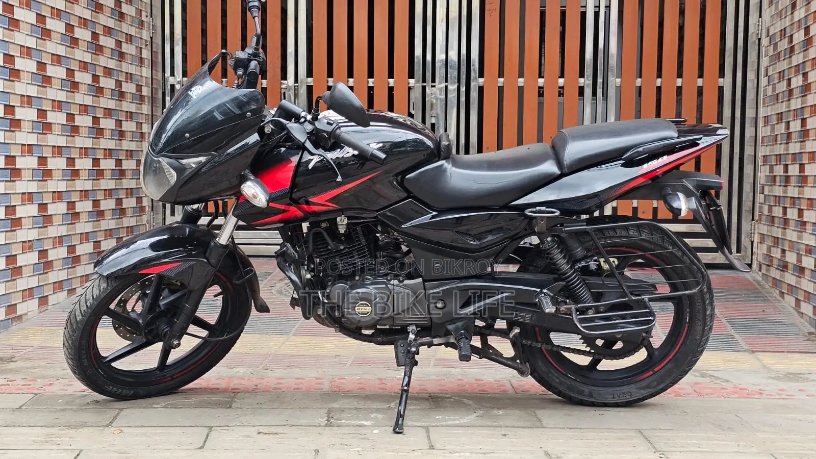 Bajaj Pulsar 150 2019 Black