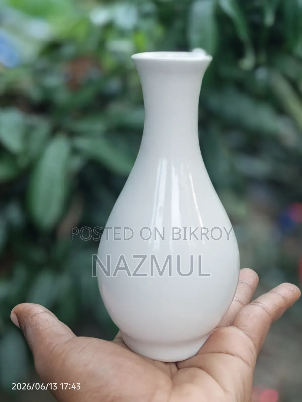 Ceramic Flower Vase.