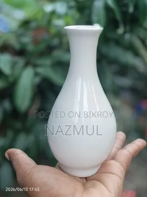 Ceramic Flower Vase.