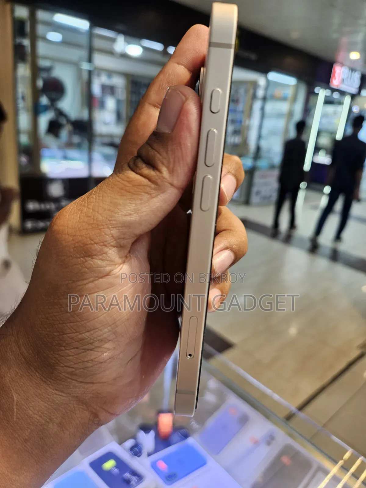 Apple iPhone 16e 128 GB White