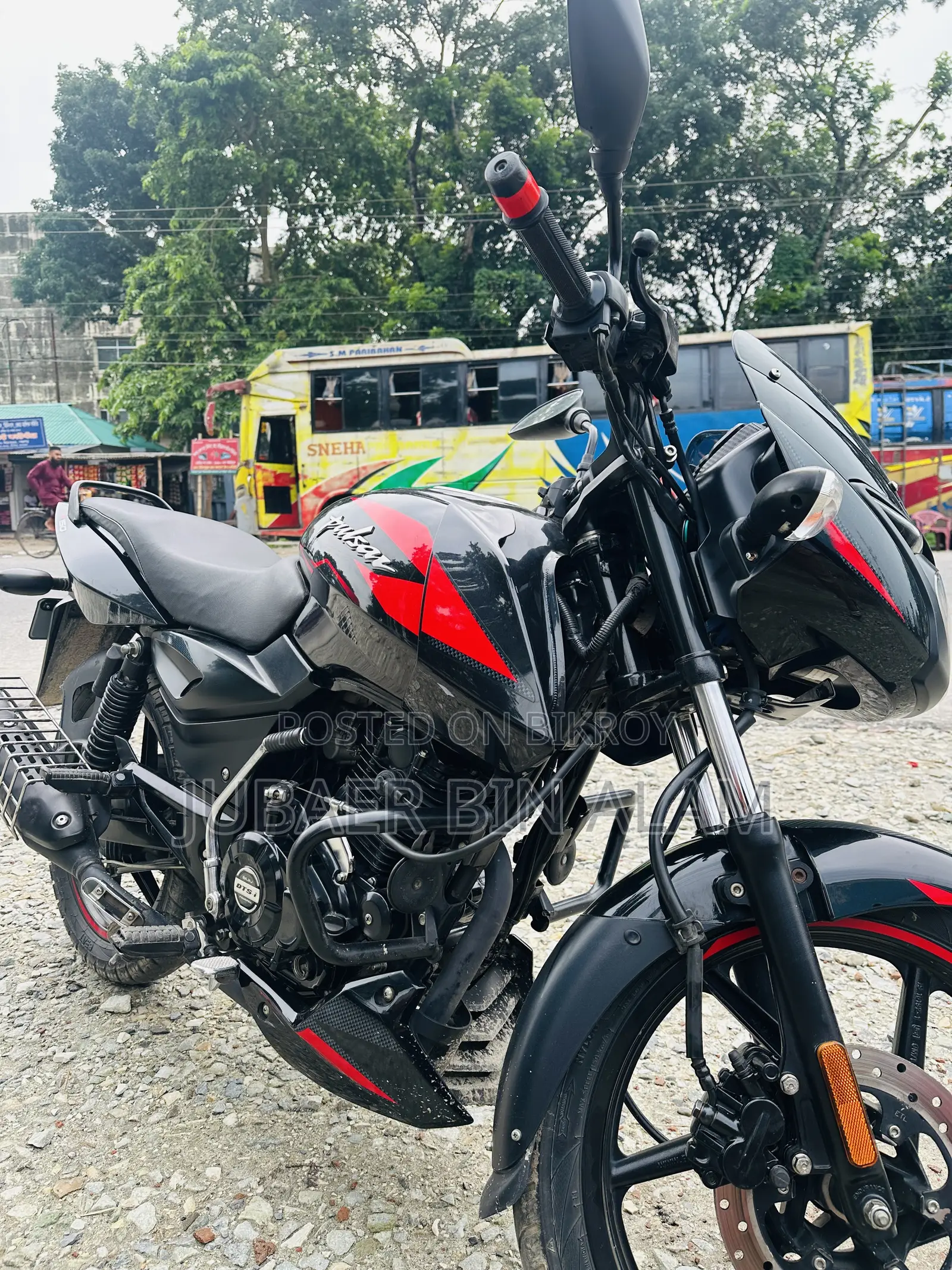 Bajaj Pulsar 150 2022 Red