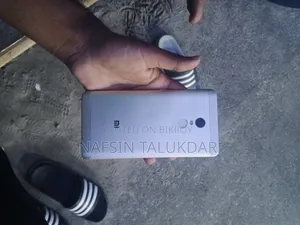 Xiaomi Redmi 4 GB Rose Gold