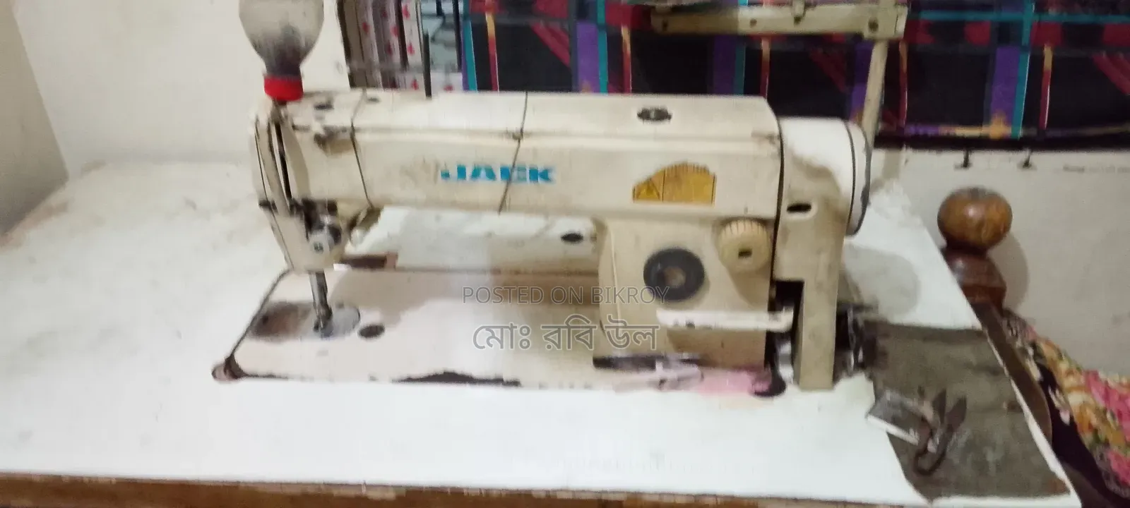 Good condition Jack brand sewing machine