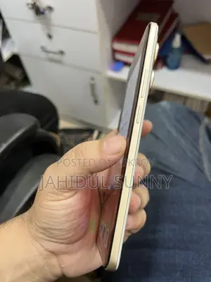 Realme 128 GB