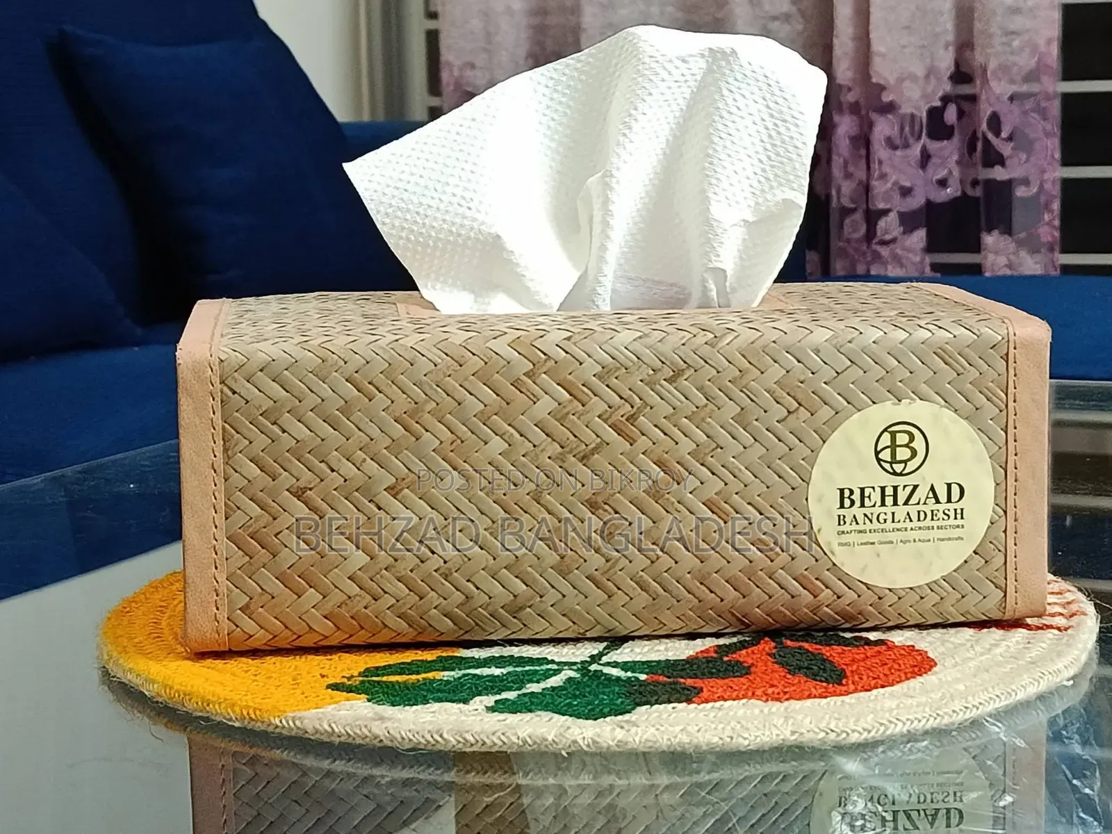 টিস্যু বক্স (শীতল পাটি কাভারড,ম্যাগনেট এটাচ)