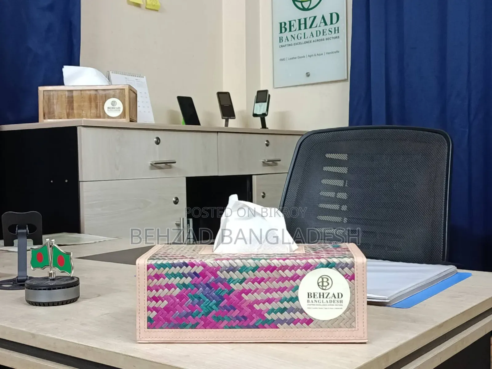 টিস্যু বক্স (শীতল পাটি কাভারড,ম্যাগনেট এটাচ)