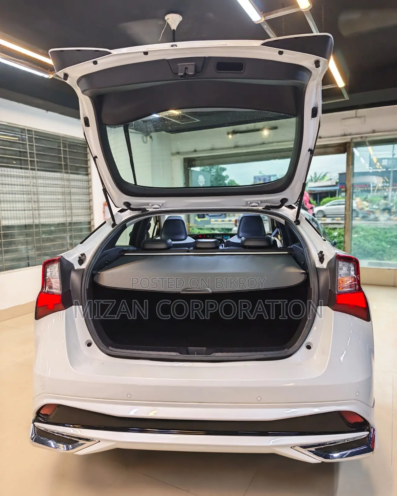Toyota Prius 2021 Pearl