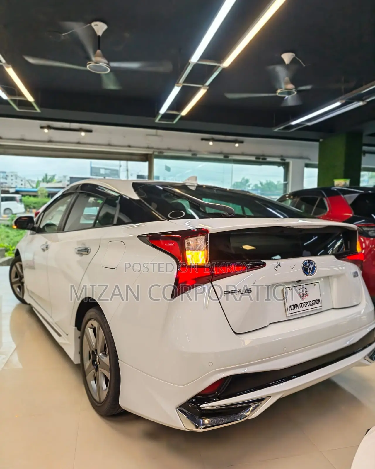 Toyota Prius 2021 Pearl