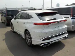 Toyota Harrier 2021 Pearl